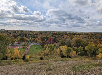 illinois/naperville/attraction/blackwell-forest-preserve