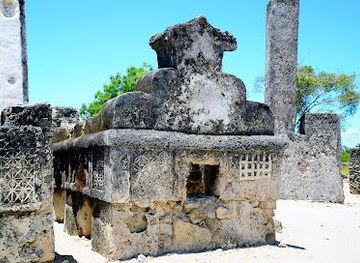 tanzania/stone-town/attraction/kaole-ruins