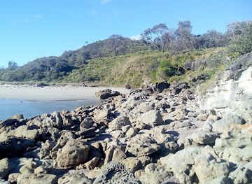 australia/jervis-bay/attraction/bherwerre-beach