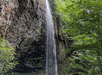 south-carolina/blue-ridge-mountains/attraction/douglas-falls