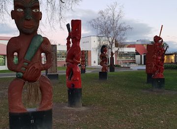 new-zealand/hawke-s-bay/attraction/nga-pou-o-heretaunga