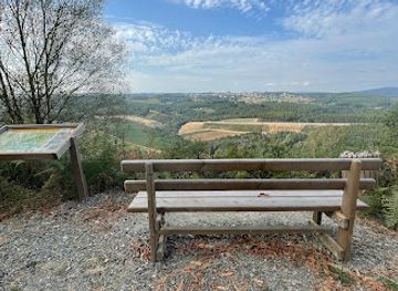spain/galicia/attraction/o-banco-mais-bonito-de-arcua