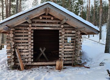 finland/savonlinna/attraction/paaskyniemi-campfire-site