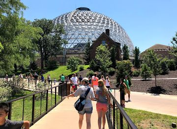 nebraska/omaha/attraction/omaha-s-henry-doorly-zoo-and-aquarium