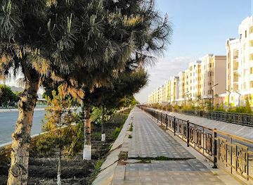 uzbekistan/bukhara/attraction/skameyka-baby-yagi