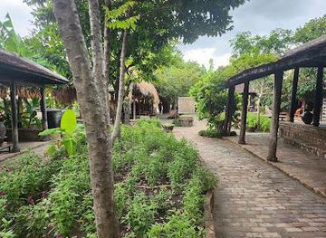 vietnam/nha-trang/attraction/the-old-nha-trang-traditional-craft-village