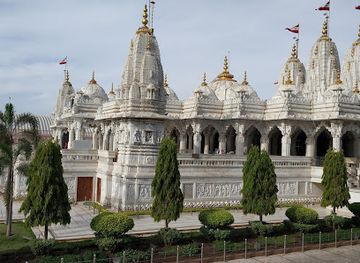 india/kutch/attraction/sharad-baug-palace