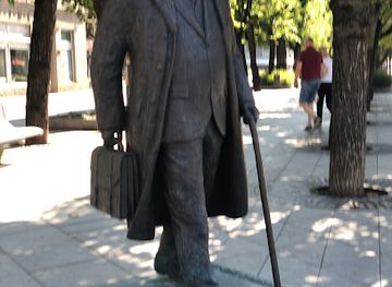 lithuania/kaunas/laisves-aleja/attraction/the-fisherman