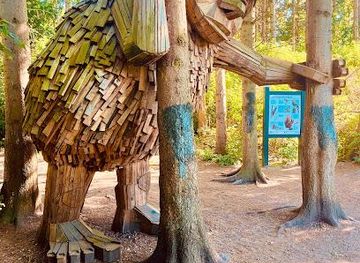 denmark/hillerod/attraction/thomas-on-the-mountain-the-6-forgotten-giants