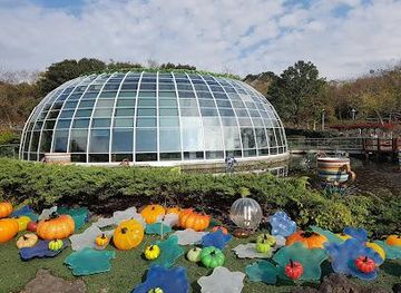 south-korea/jeju-city/attraction/jeju-glass-castle