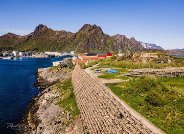 norway/lofoten/attraction/sechoirs-a-morues