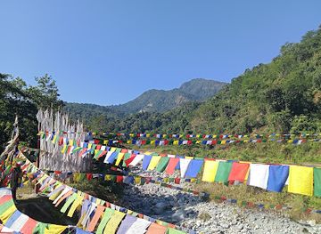 bhutan/trongsa-district/attraction/passang-zam