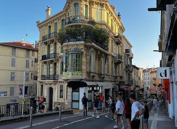 france/cannes/attraction/les-murs-peints-le-7eme-art