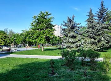 moldova/chisinau/botanica/attraction/eroii-patriei-park