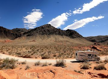 nevada/northern-nevada/attraction/fire-cave-windstone-arch