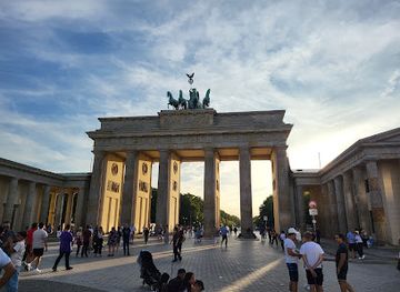 germany/brandenburg/attraction/brandenburg-gate