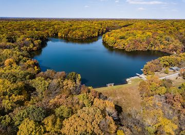 illinois/great-river-road/attraction/siloam-springs-state-park