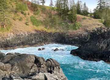 norfolk-island/phillip-island/attraction/point-blackbourne
