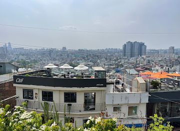 south-korea/seoul/itaewon/attraction/yongsan-haebangchon-village