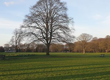 united-kingdom/leeds/attraction/farnley-hall-park