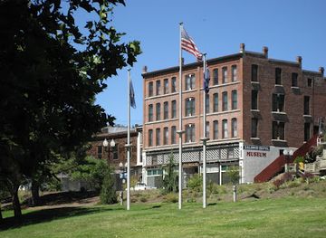 oregon/klamath-basin/attraction/baldwin-hotel-museum