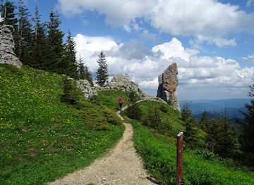 romania/ceahlau-national-park/attraction/caciula-dorobantului