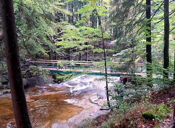 czechia/krkonose/attraction/brucke-am-mummelfall