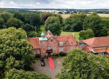 denmark/hornbæk/restaurant/sauntehus-castle-hotel