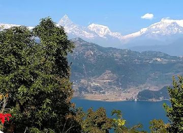 nepal/himalayan/attraction/world-peace-pagoda