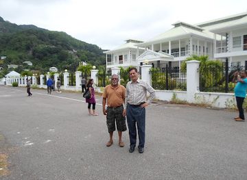 mauritius/trou-aux-biches/attraction/holiday-rentals-in-between-mon-choisy-and-trou-aux-biches