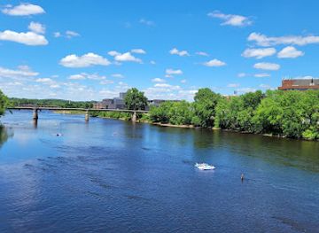 wisconsin/eau-claire/attraction/phoenix-park