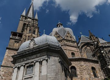 germany/aachen/attraction/vinzenzbrunnen-aachen-wilhelm-josef-wings-1847