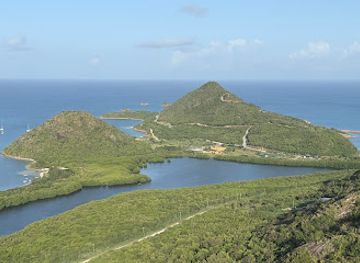 antigua-and-barbuda/bolands/attraction/mosquito-cove