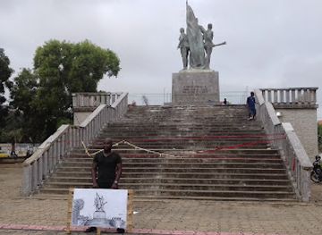 Place du Souvenir, ex Place des Martyrs