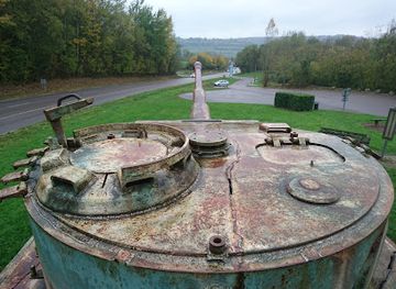 france/normandy-coast/attraction/tiger-tank
