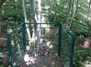 slovakia/slovak-karst-national-park/attraction/priepast-mala-zomboj