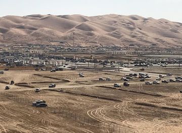 united-arab-emirates/liwa-oasis/attraction/tal-mor-eb