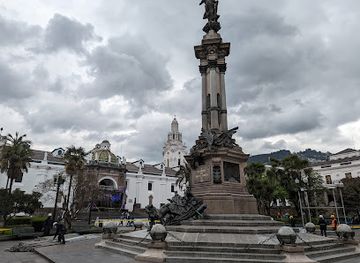 ecuador/quito/la-floresta/attraction/free-walking-tour-quito