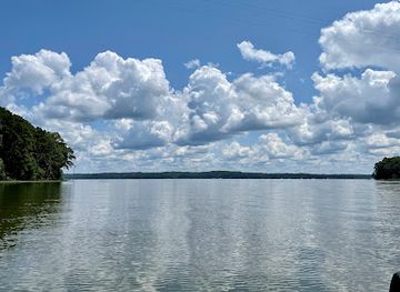 alabama/lake-eufaula/attraction/the-donut-king-llc