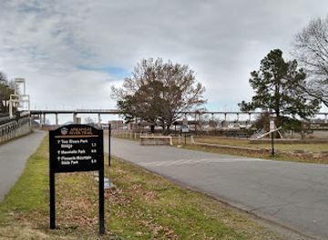 arkansas/central-arkansas/attraction/big-dam-bridge