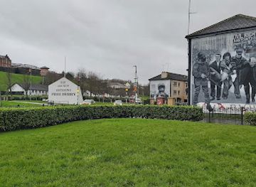 united-kingdom/londonderry/attraction/bloody-sunday-monument