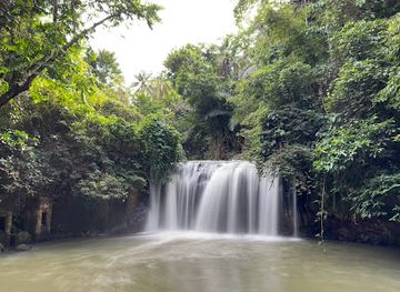 indonesia/pulau-bunaken/attraction/air-terjun-kima-atas