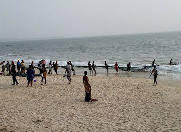 sierra-leone/port-loko-district/attraction/aberdeen-beach