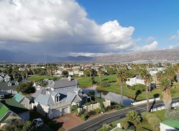 south-africa/cape-town/attraction/strand