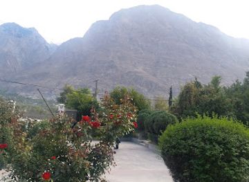 pakistan/gilgit-baltistan/attraction/yadgar-shuhda-e-gilgit-scouts