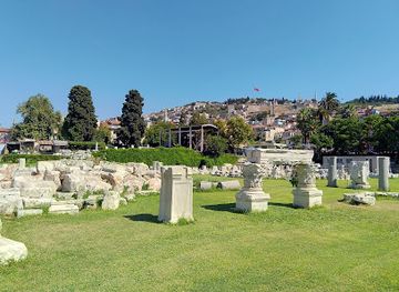 turkiye/aeolis/attraction/agora-of-smyrna