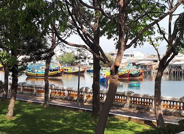 vietnam/phan-thiet/attraction/ho-chi-minh-museum