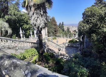 portugal/douro/attraction/escadas-da-nossa-sra-dos-remedios