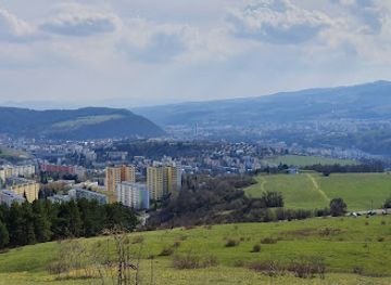 slovakia/banska-bystrica/attraction/lavicka-nad-sasovou