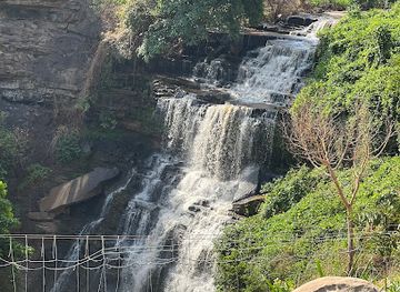ghana/brong-ahafo/attraction/kintampo-waterfalls-car-park